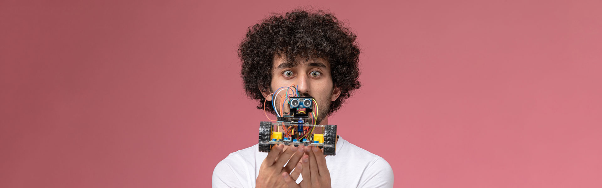 Impara a programmare Arduino con ArduLegoKit, il set di mattoncini compatibili  LEGO con componenti elettronici